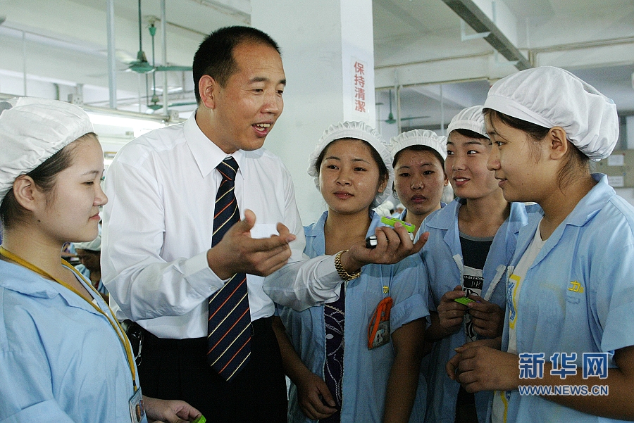 “農民工司令”張全收 “農民工司令”張全收