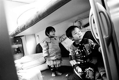 高鐵動臥首發上座率七成 晚餐類似飛機冷餐